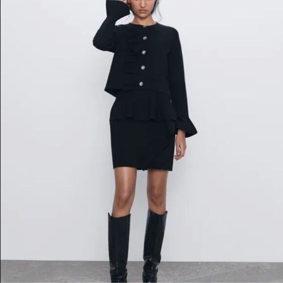 ZARA RUFFLED KNIT JACKET & RUFFLED KNIT SKIRT SET - Picture 4 of 10